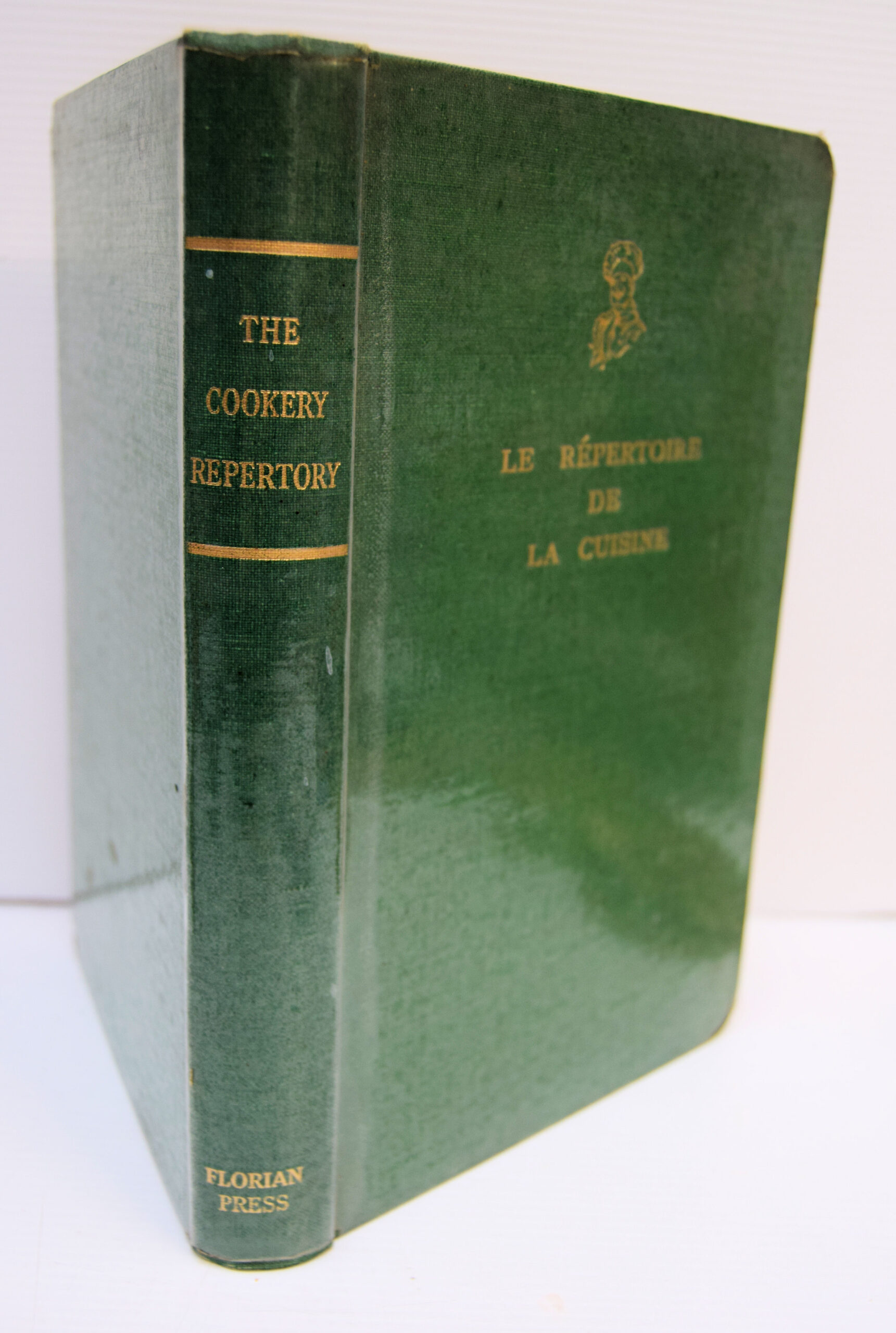 Translated from the Original French Edition by Edouard Brunet (Chef to the Duke and Duchess of Roxburghe). This is the British delux Edition 1950. A wonderful cookery book inspired by & paying homage to the work of renowned Master Chef Auguste Escoffier, Introduction by Louis Saulnier and Edouard Brunet, dedicated to Auguste Escoffier. -The Menu. (Instructions & tips) -Index: A) Fonds de Cuisine - Fundamental Elements of Cookery. B)Garnitures et Sauces - Garnishes and Sauces. C) Hors-d'Oeuvres. D) Potages - Soups. E) Oeufs - Eggs. F) Poissons - Fish. G) Entrees, Releves, Entrees Volantes - Entrees of Abats, Poultry and Game. H) Entrees, Releves, Rotis - Releves and Entrees of Butcher's Meat. I) Salades - Salads. J) Legumes et Pates Alimentaires - Vegetables and Farinaceous Products. K) Entremets - Sweets. L) Savouries.