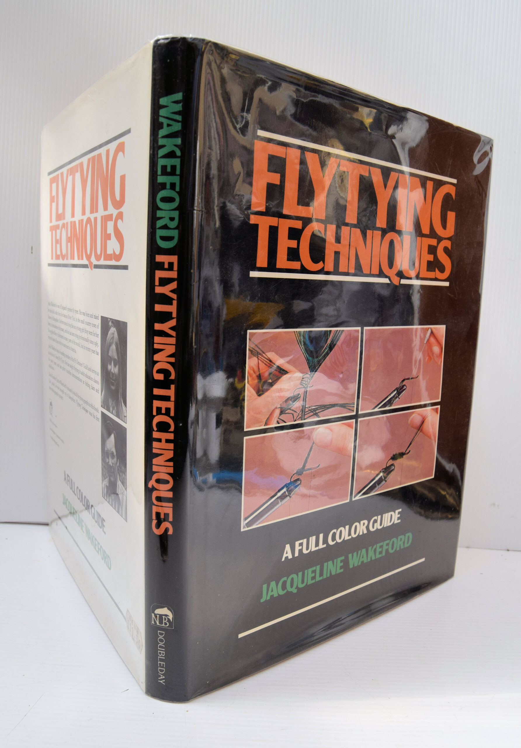 FLYTYING TECHNIQUES.