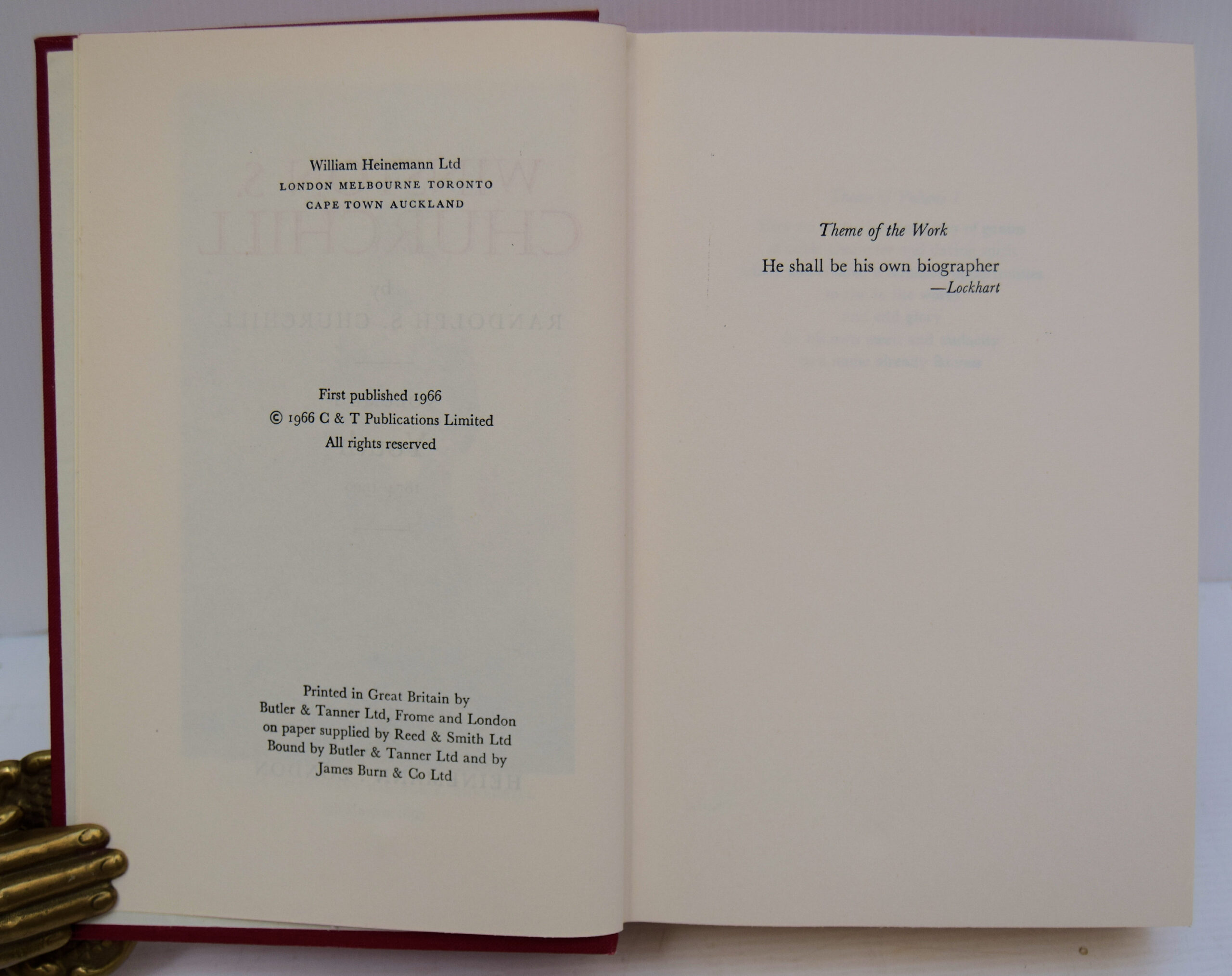 The Official Biography: FIRST ENGLISH EDITION - Image 3