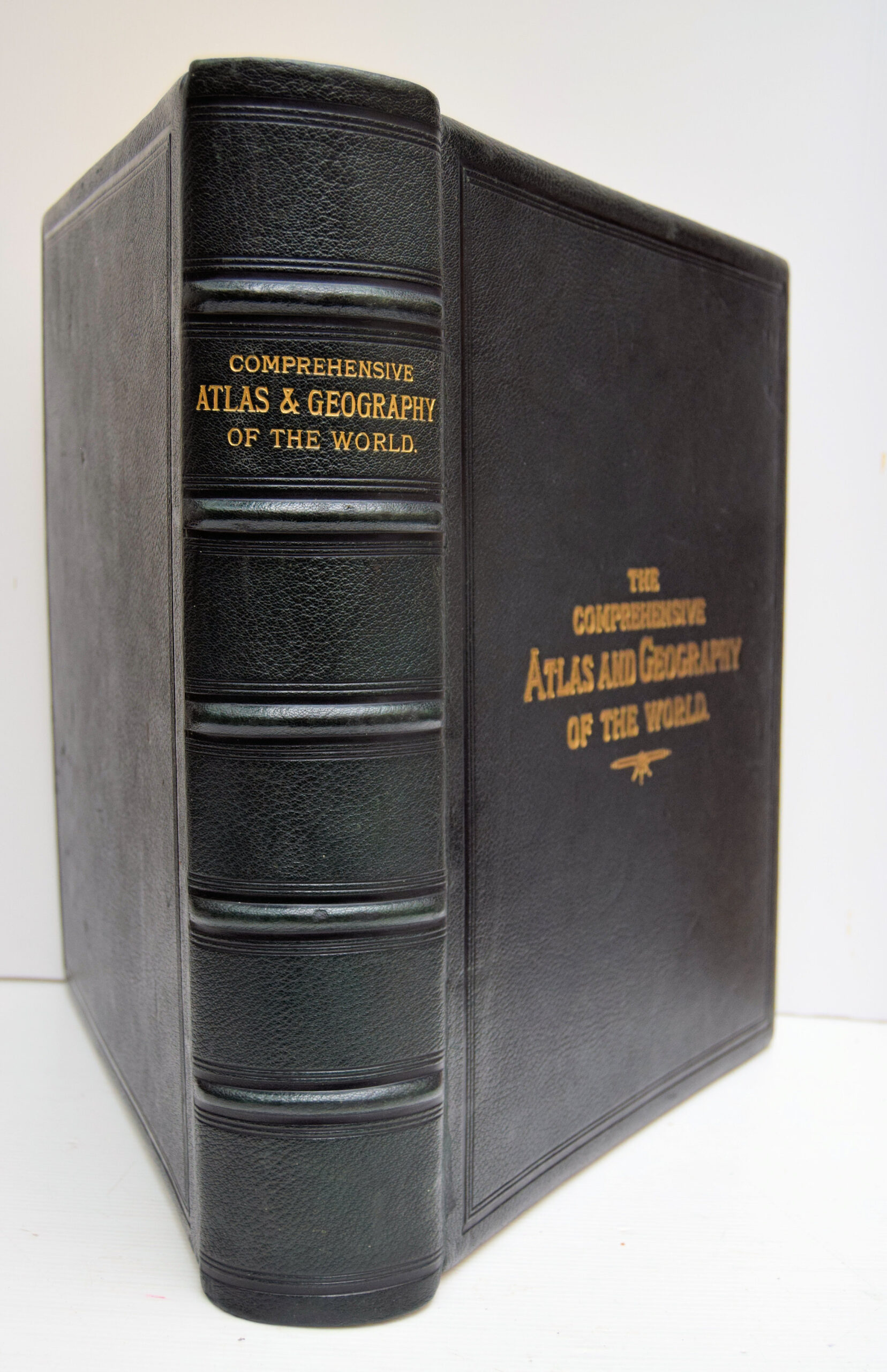 The Comprehensive Atlas & Geography of the World